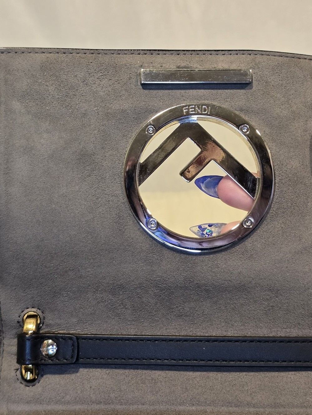 ❌ sold❌ Fendi Kahn Black Leather Silver and Gold Hardware Euc - Picture 7 of 12